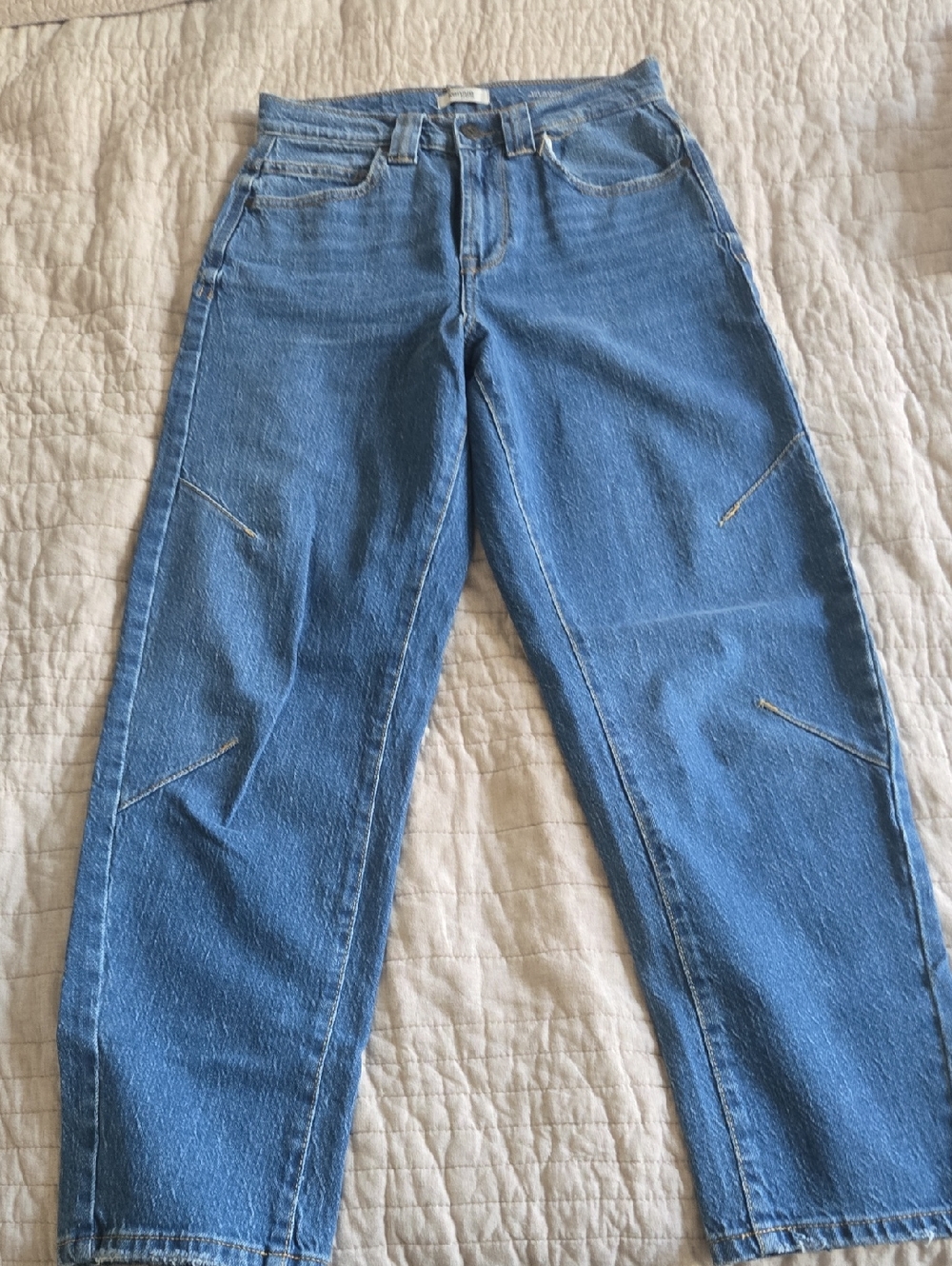 Blue Women’s High Rise Barrel Jeans